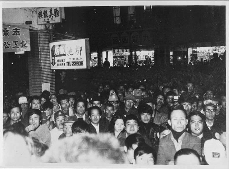 郭雨新1975立委選舉盛況空前。 圖 : 張文隆/提供 郭雨新1975立委選舉盛況空前。 圖 : 張文隆/提供