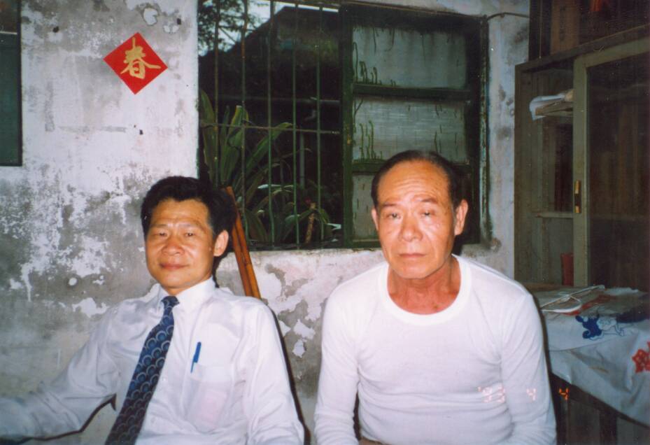 郭雨新的宜蘭黨外民主同志,先後和郭雨新及林義雄在一起,不曾得到好處,反而自己出錢、出力,甚至家徒四壁。 圖 : 張文隆/提供 郭雨新的宜蘭黨外民主同志,先後和郭雨新及林義雄在一起,不曾得到好處,反而自己出錢、出力,甚至家徒四壁。 圖 : 張文隆/提供