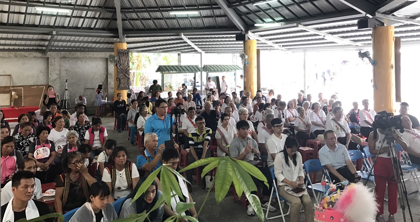 潘世光神父一生奉獻給花蓮及阿美族,好不容易在去年拿到身分證,卻在今年三月病逝,當地居民都相當不捨。 圖:原民會提供 潘世光神父一生奉獻給花蓮及阿美族,好不容易在去年拿到身分證,卻在今年三月病逝,當地居民都相當不捨。 圖:原民會提供