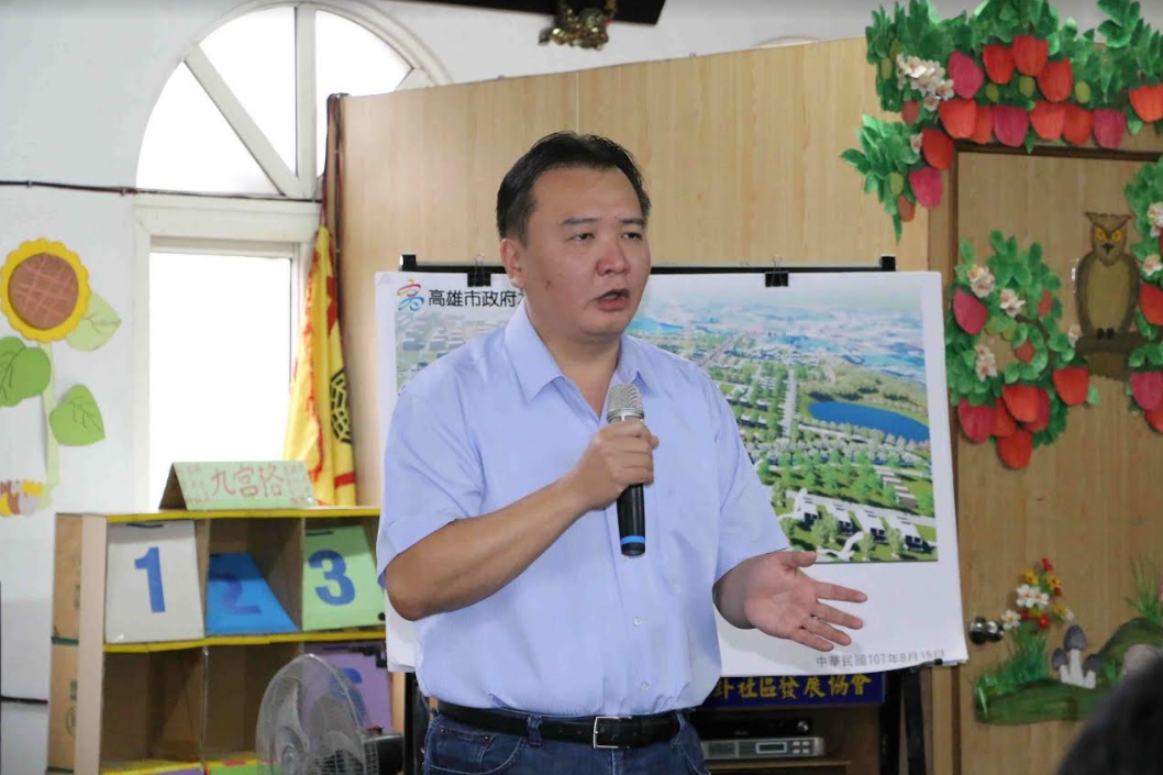 高雄市長許立明表示,保留現有埤塘之滯洪功能與愛河上游最原始樣貌。 圖:高雄市政府/提供 高雄市長許立明表示,保留現有埤塘之滯洪功能與愛河上游最原始樣貌。 圖:高雄市政府/提供