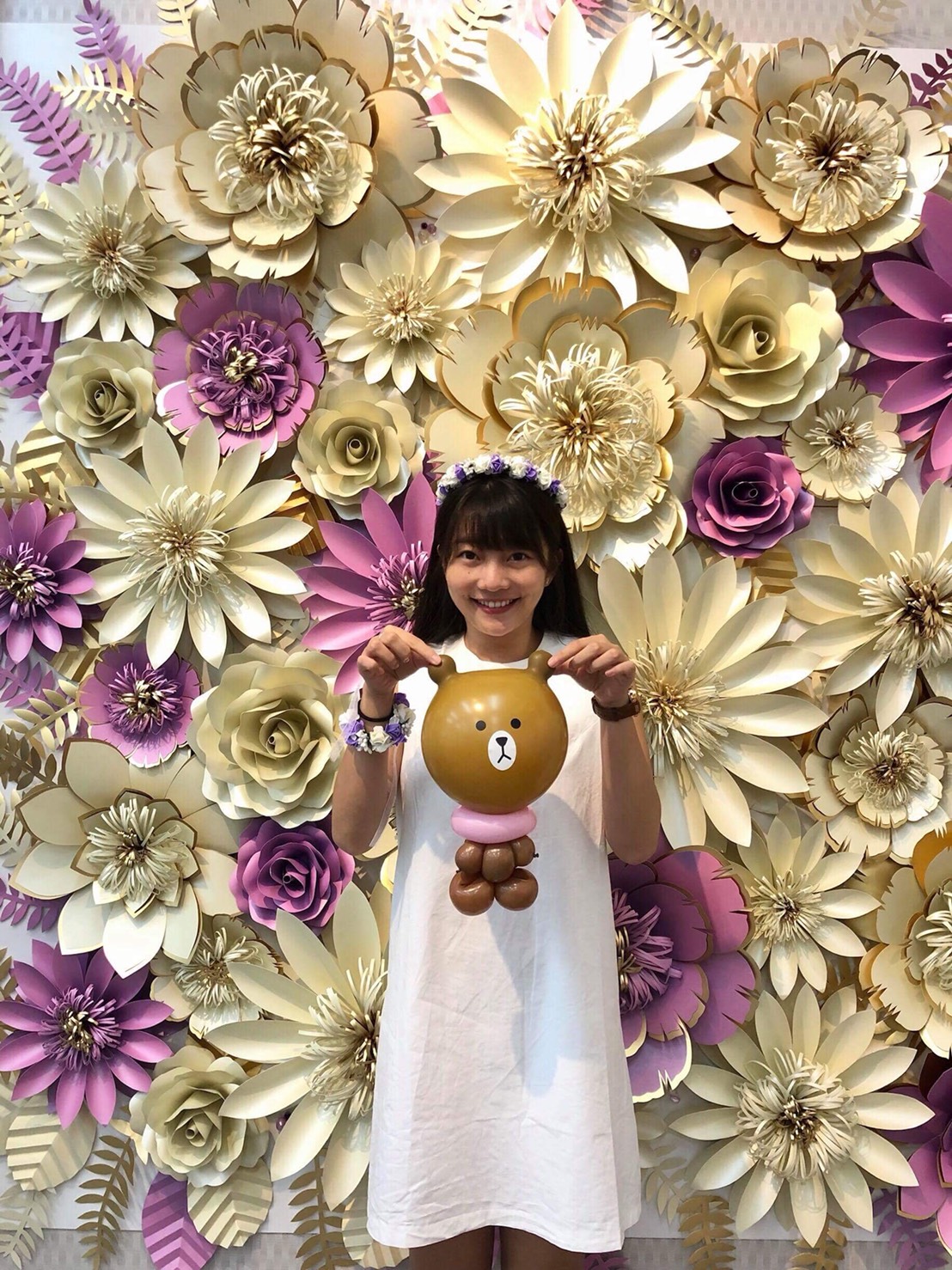 林永鴻競選總部的立委花牆,是他與妹妹們親手拚貼而成。 圖:林瓊芳提供 林永鴻競選總部的立委花牆,是他與妹妹們親手拚貼而成。 圖:林瓊芳提供