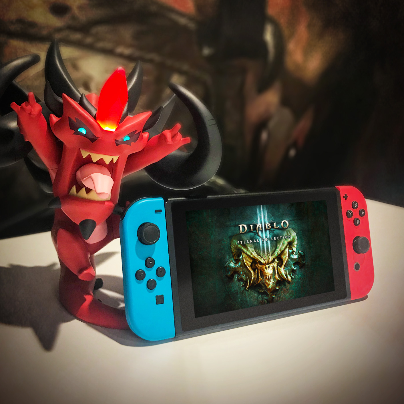 傳奇 ARPG 《暗黑破壞神®III-永恆之戰版》即將席捲NITENDO SWITCH。 圖:暴雪娛樂/提供 傳奇 ARPG 《暗黑破壞神®III-永恆之戰版》即將席捲NITENDO SWITCH。 圖:暴雪娛樂/提供