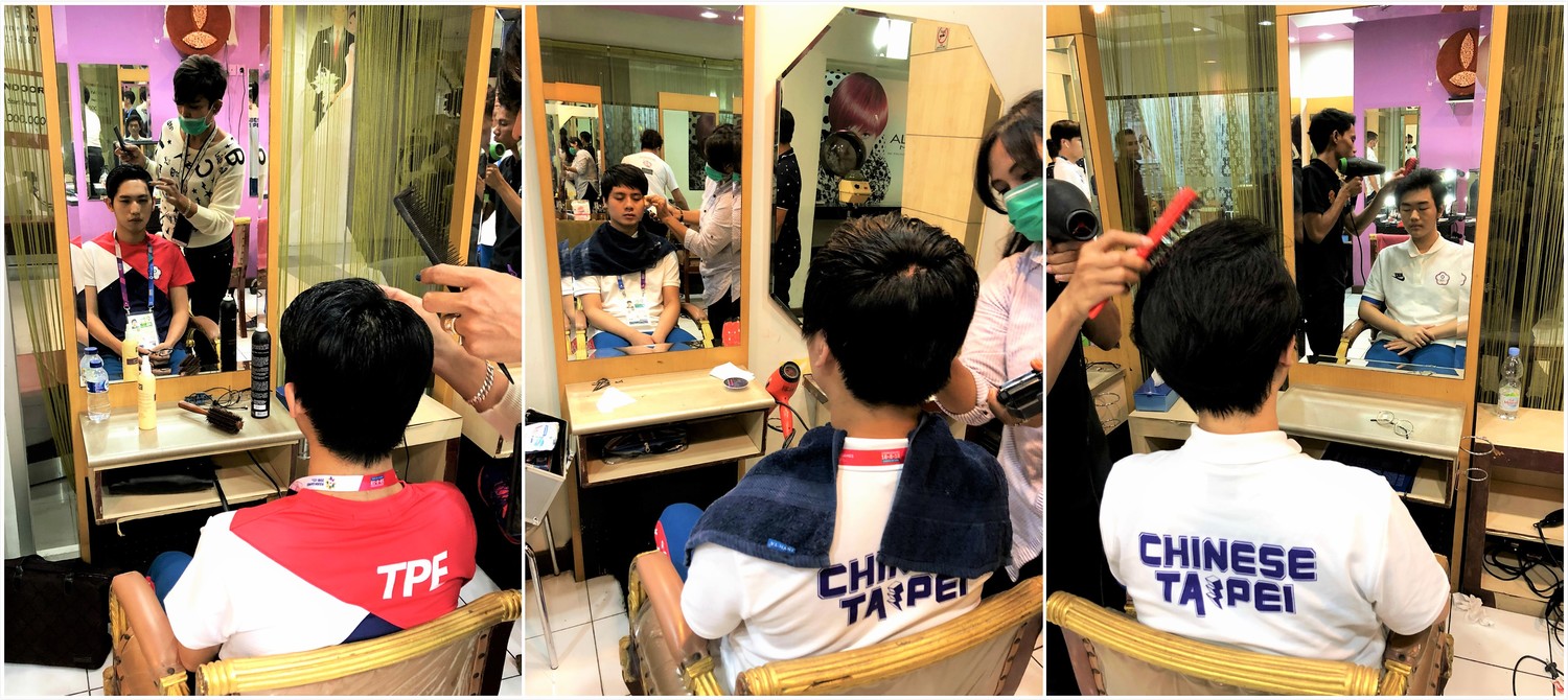 選手正為了定裝照梳妝打扮 選手正為了定裝照梳妝打扮