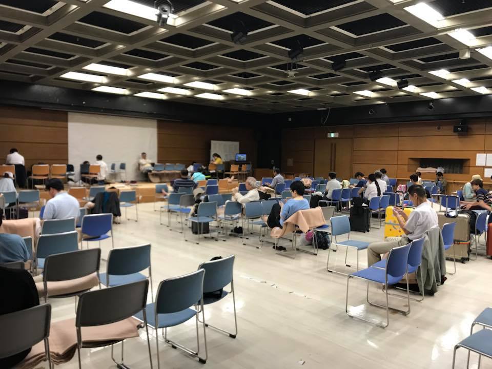 札幌避難所現況。 圖:翻攝自臉書粉專「北海道 日本 旅遊聯盟」 札幌避難所現況。 圖:翻攝自臉書粉專「北海道 日本 旅遊聯盟」