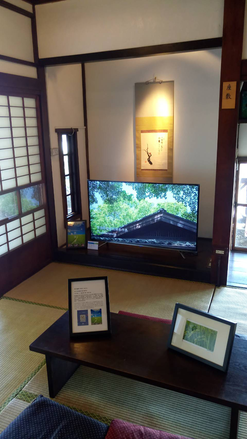 魏天健此攝影展以淡水豐富的古蹟建築群及北海岸的山海自然地景為主題。. 圖:新北市立淡水古蹟博物館/提供 魏天健此攝影展以淡水豐富的古蹟建築群及北海岸的山海自然地景為主題。. 圖:新北市立淡水古蹟博物館/提供