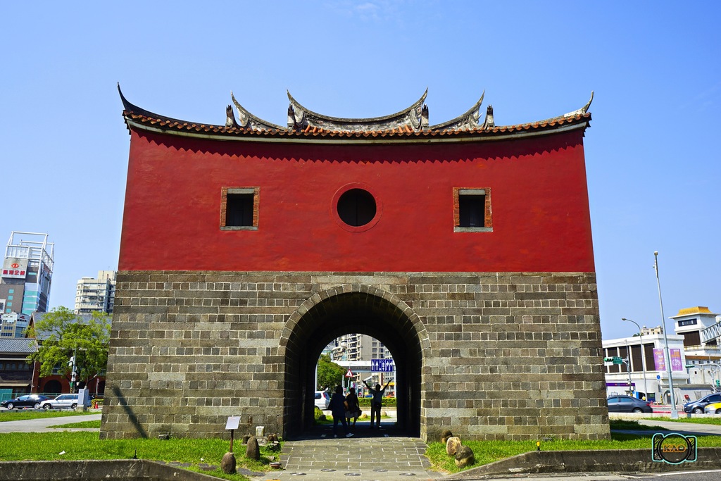 台灣的一級古蹟,自從忠孝橋引道拆除後,北門便以另一種風采吸引著大家去參觀。(台北市中正區忠孝西路一段) 圖:截自台北旅遊網 台灣的一級古蹟,自從忠孝橋引道拆除後,北門便以另一種風采吸引著大家去參觀。(台北市中正區忠孝西路一段) 圖:截自台北旅遊網