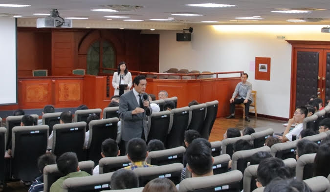 馬英九在東吳大學的講座。 圖 : 東吳大學/提供 馬英九在東吳大學的講座。 圖 : 東吳大學/提供