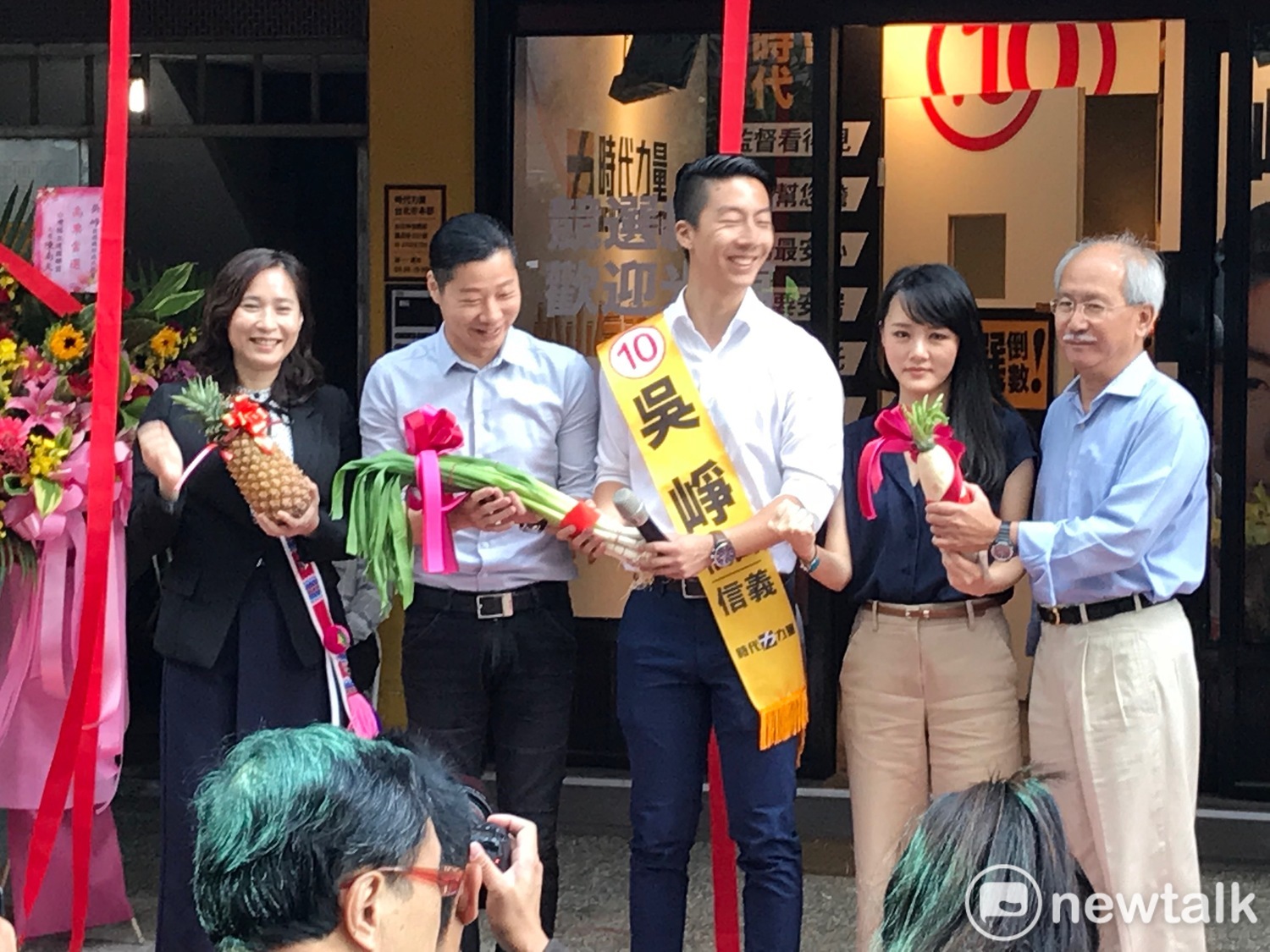 立委高潞・以用(左起)、林昶佐、吳崢。 圖:周煊惠 / 攝 立委高潞・以用(左起)、林昶佐、吳崢。 圖:周煊惠 / 攝