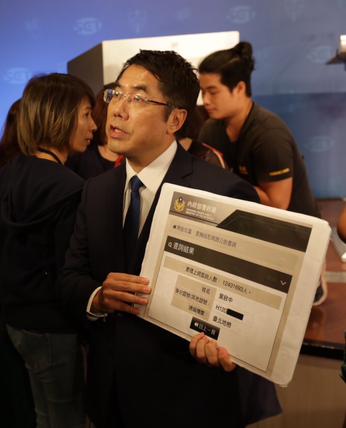 黃偉哲多次針對大創案提出說明、澄清。 圖:黃偉哲競選總部提供 黃偉哲多次針對大創案提出說明、澄清。 圖:黃偉哲競選總部提供