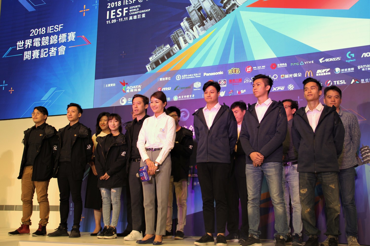 TESL的團隊成員都相當年輕,為台灣電競注入源源不絕的活力 TESL的團隊成員都相當年輕,為台灣電競注入源源不絕的活力