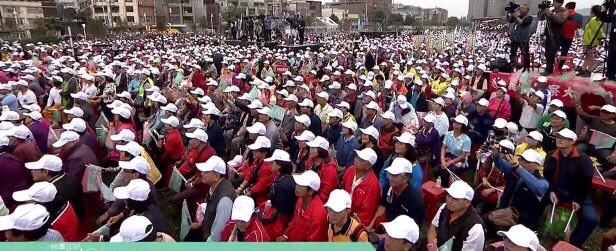 鄭文燦南桃園競選總部周六上午成立,人潮擠爆會場。 照片:民眾提供 鄭文燦南桃園競選總部周六上午成立,人潮擠爆會場。 照片:民眾提供