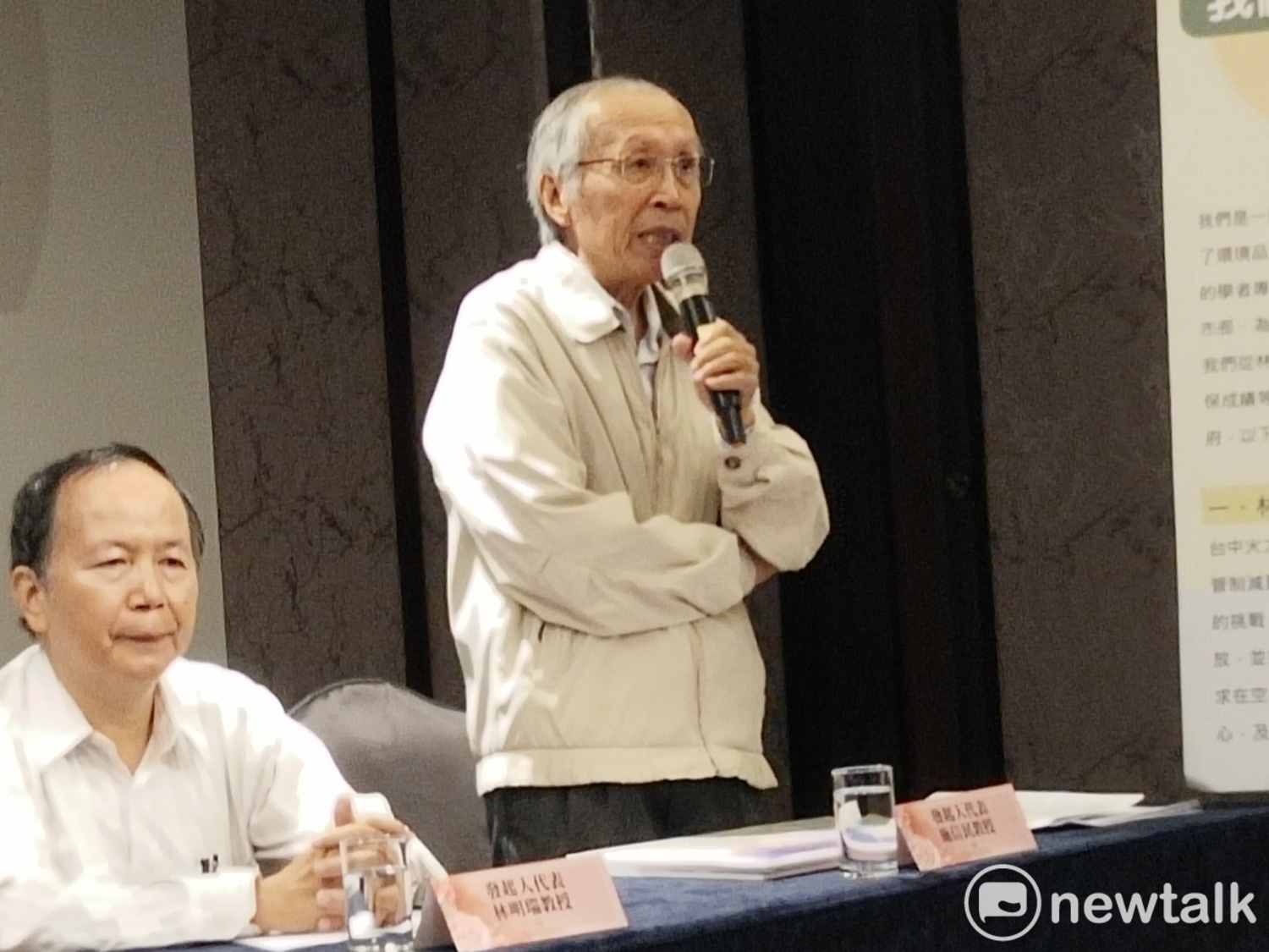 環保聯盟創會會長施信民。 唐復年/攝 環保聯盟創會會長施信民。 唐復年/攝