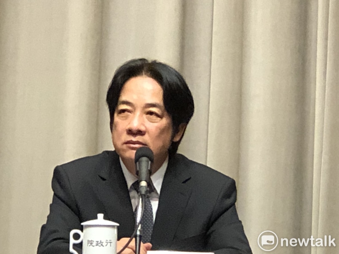 行政院長賴清德今(26)天宣布,決定留下來繼續努力,希望政務推動不中斷,協助穩定政局。 圖:謝莉慧/攝 行政院長賴清德今(26)天宣布,決定留下來繼續努力,希望政務推動不中斷,協助穩定政局。 圖:謝莉慧/攝