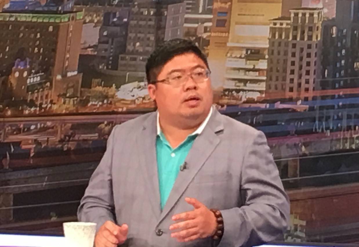 蔡易餘認為,立法院現在還在審總預算以及前瞻基礎的第二期預算,所以此時內閣無法改組。 圖 :華視《Online鍾點讚》/提供 蔡易餘認為,立法院現在還在審總預算以及前瞻基礎的第二期預算,所以此時內閣無法改組。 圖 :華視《Online鍾點讚》/提供