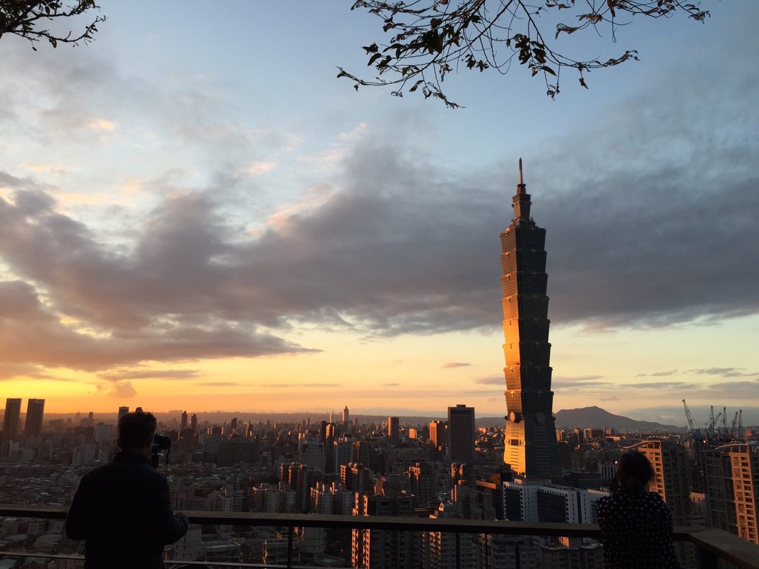 象山步道上的煙火平台。 圖:台北市大地處/提供 象山步道上的煙火平台。 圖:台北市大地處/提供