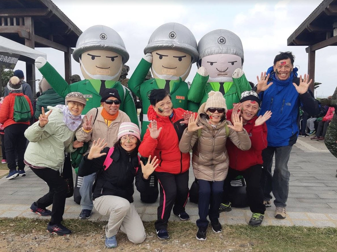 民眾開心合影。 圖:澎湖縣政府/提供 民眾開心合影。 圖:澎湖縣政府/提供