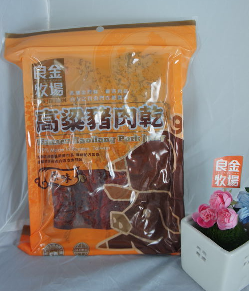 良金牧場的豬肉乾,自今日起兩個禮拜內,旅客不可從金門攜自台灣或其他離島。 圖:截自良金牧場官方網站。 良金牧場的豬肉乾,自今日起兩個禮拜內,旅客不可從金門攜自台灣或其他離島。 圖:截自良金牧場官方網站。