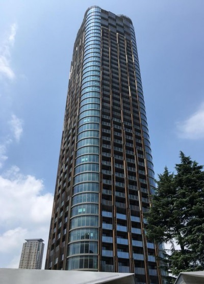著名的PARK COURT赤坂檜町THE TOWER也有陸客想釣高價脫手不成而只好來不斷降價。 圖:取自property-bank資產庫官網 著名的PARK COURT赤坂檜町THE TOWER也有陸客想釣高價脫手不成而只好來不斷降價。 圖:取自property-bank資產庫官網