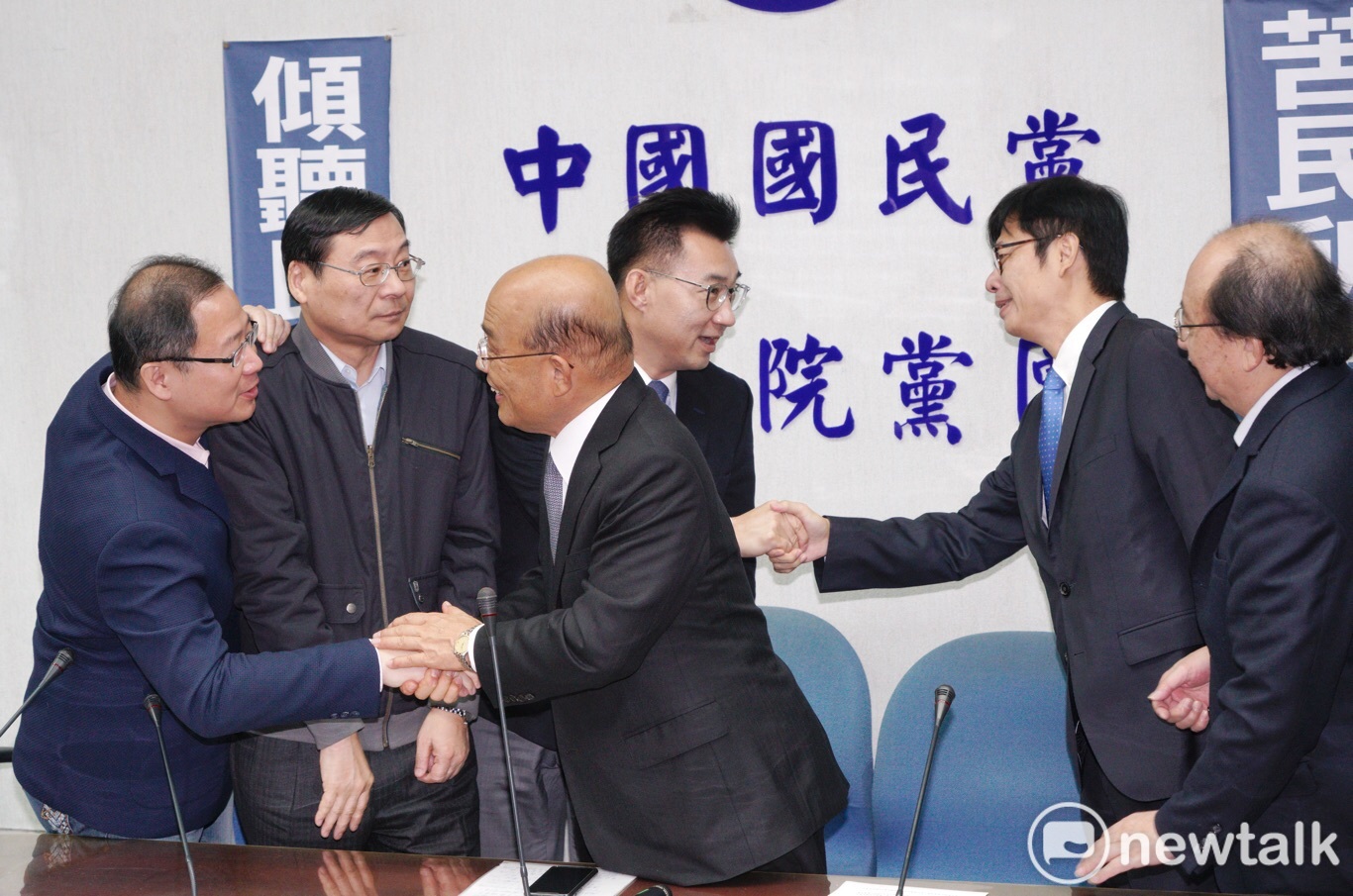 行政院長蘇貞昌上任第2天,今(15)日就到立法院拜會國民黨團。 圖:張良一/攝 行政院長蘇貞昌上任第2天,今(15)日就到立法院拜會國民黨團。 圖:張良一/攝