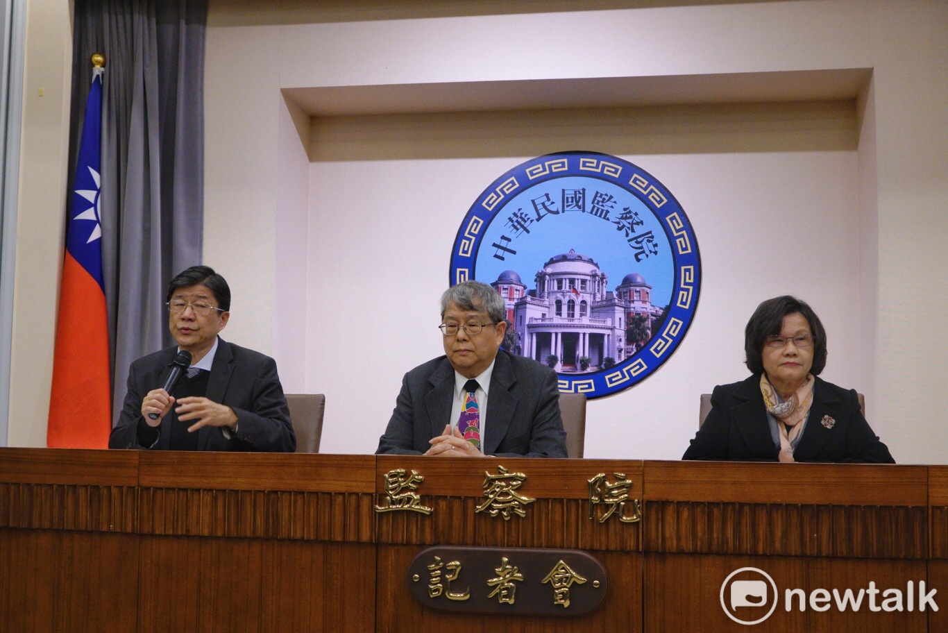 監察院舉行記者會,說明通過彈劾管中閔案。 圖:張良一攝 監察院舉行記者會,說明通過彈劾管中閔案。 圖:張良一攝