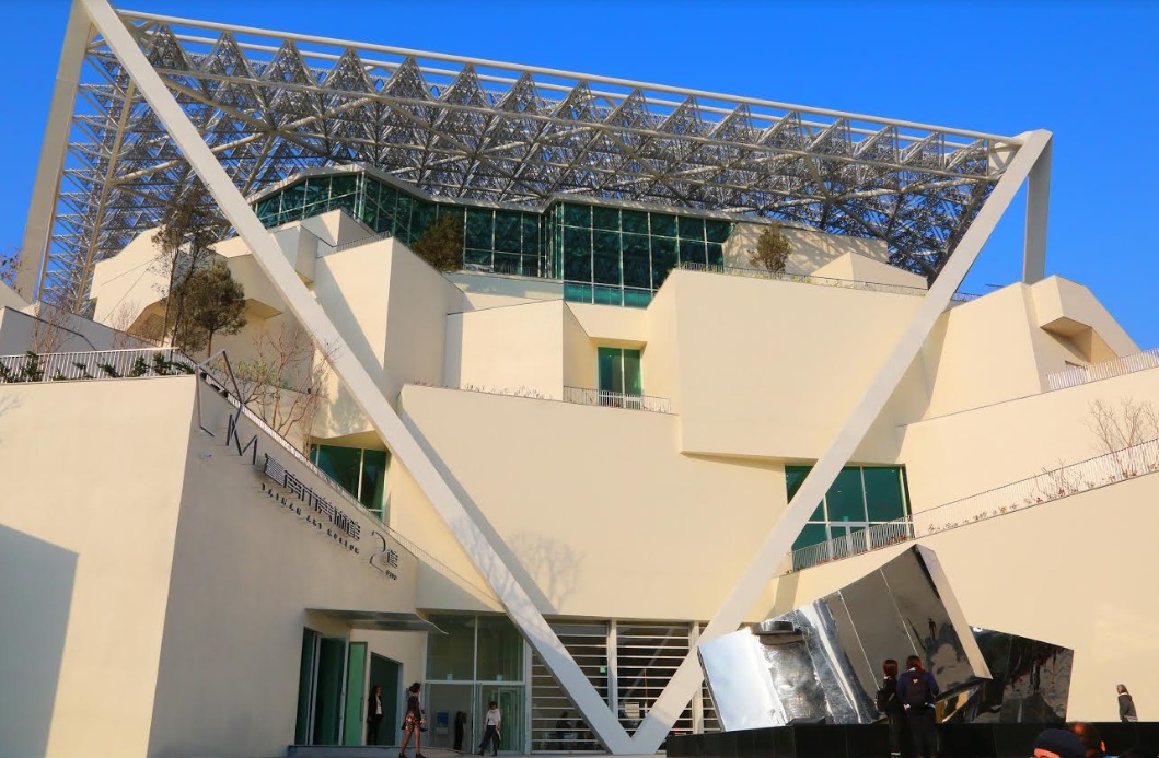 台南市美術館2館正式營運,市長黃偉哲表示,「180萬市民感謝中央政府及藝術先進的支持,市府會用心經營台南美術館,成為市民的驕傲,並將台南美術館推展到國際,讓台灣民眾感到榮耀。」 圖: 台南市政府提供 台南市美術館2館正式營運,市長黃偉哲表示,「180萬市民感謝中央政府及藝術先進的支持,市府會用心經營台南美術館,成為市民的驕傲,並將台南美術館推展到國際,讓台灣民眾感到榮耀。」 圖: 台南市政府提供