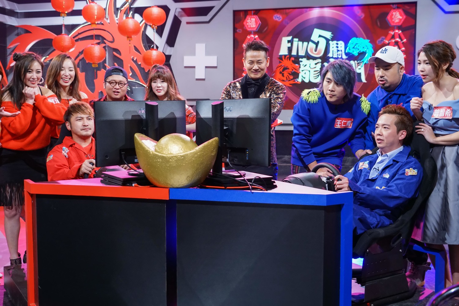 《FIVE鬪狼谷群星賀新春》包含賽車等,共有5項刺激的遊戲競賽。 圖:狼谷競技台/提供