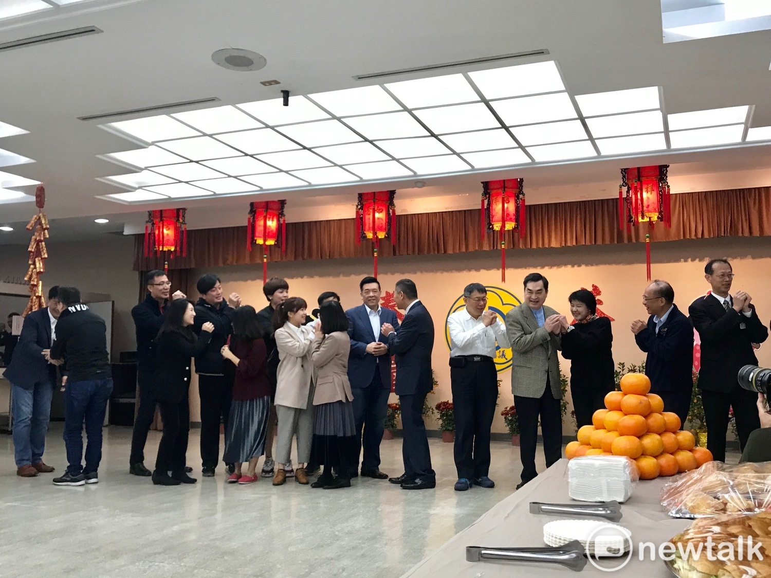 台北市議會新春大團拜。 圖 : 周煊惠 / 攝 台北市議會新春大團拜。 圖 : 周煊惠 / 攝