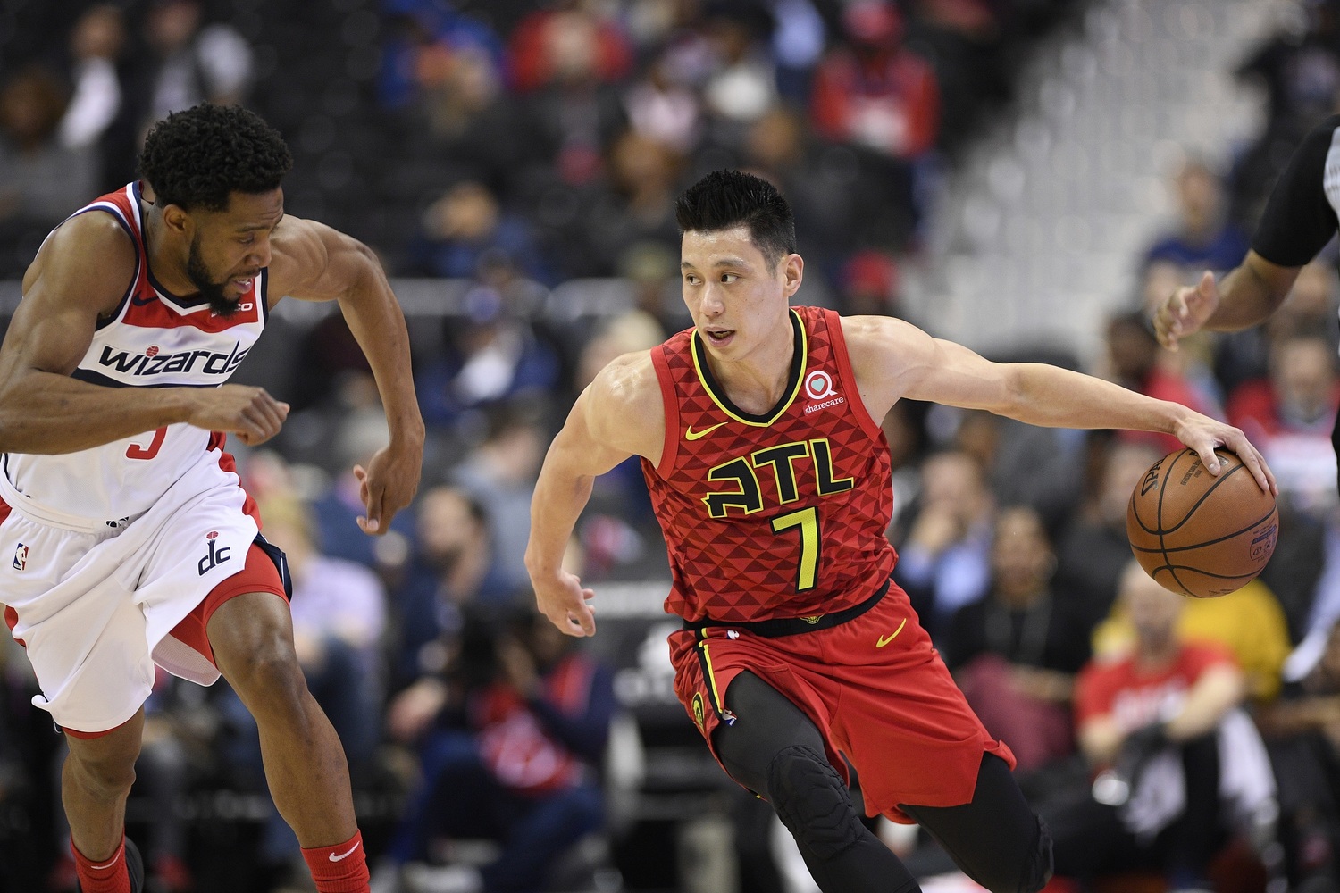 暴龍替補控衛Fred VanVleet因為左手大拇指受傷,至少必須要休息3個禮拜以上的時間,而這很有可能就是暴龍爭取林書豪的原因。 圖/nownews 暴龍替補控衛Fred VanVleet因為左手大拇指受傷,至少必須要休息3個禮拜以上的時間,而這很有可能就是暴龍爭取林書豪的原因。 圖/nownews