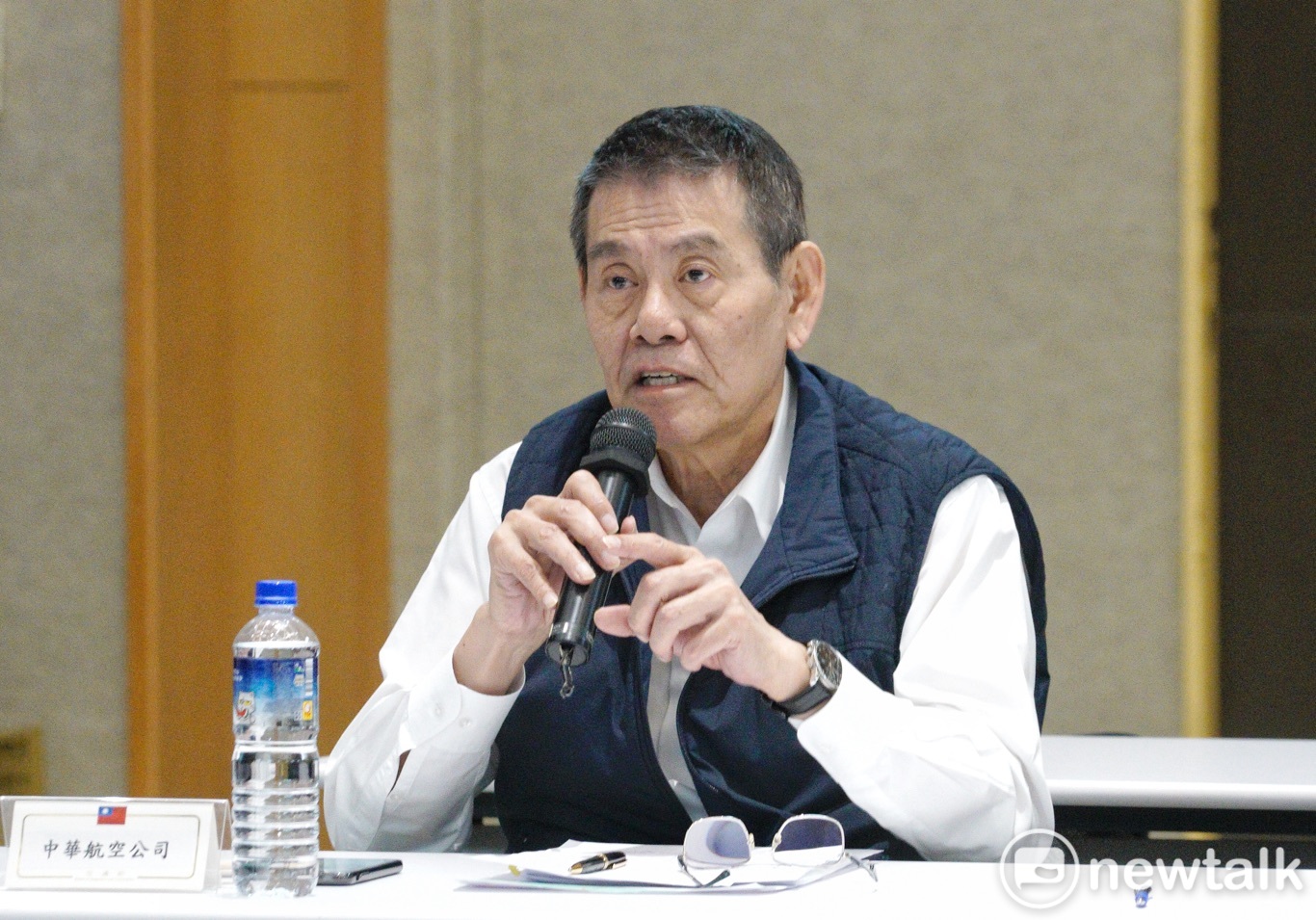 華航總經理謝世謙認為,若工會認為是合法罷工,只要公告周知讓會員知道就好,並不需要資方來背書,而且他今天未被授權討論這個問題。 圖:張良一/攝 華航總經理謝世謙認為,若工會認為是合法罷工,只要公告周知讓會員知道就好,並不需要資方來背書,而且他今天未被授權討論這個問題。 圖:張良一/攝