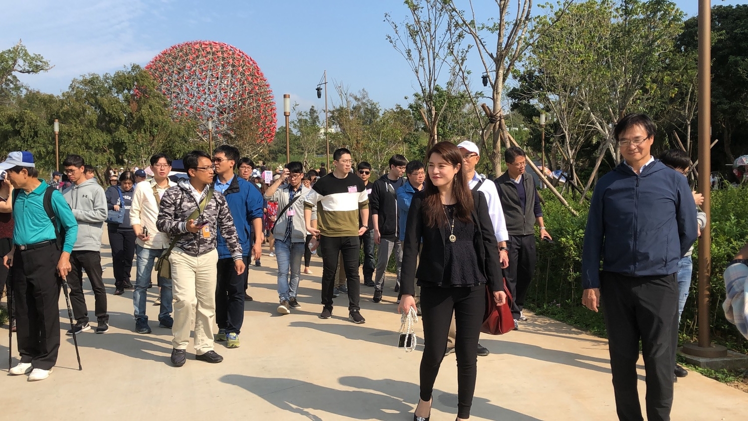 台北市民政局長藍世聰今天率隊參訪台中花博。 台中市政府觀旅局/提供 台北市民政局長藍世聰今天率隊參訪台中花博。 台中市政府觀旅局/提供