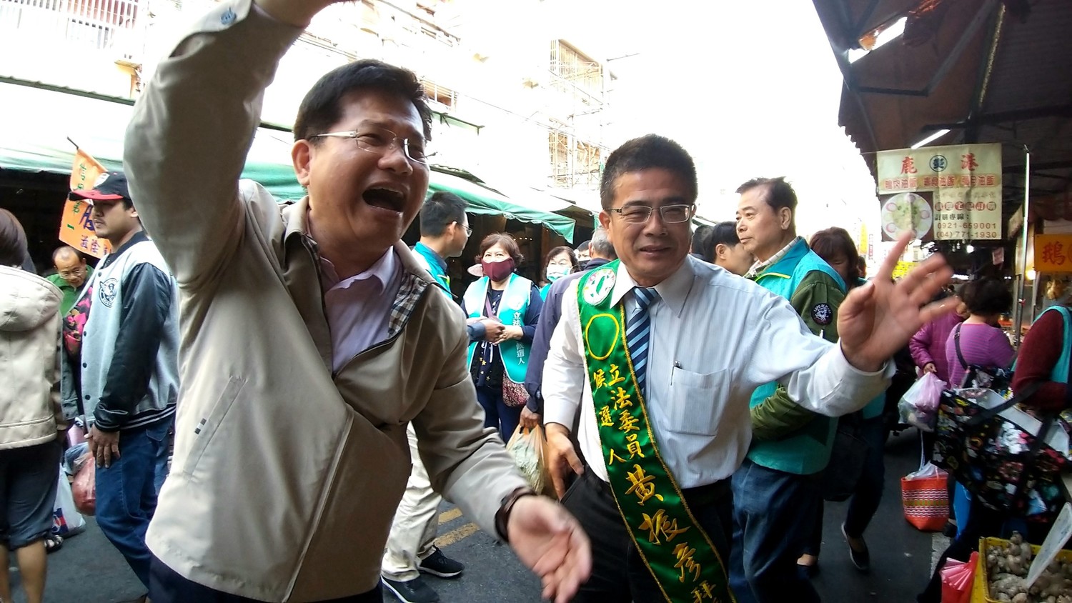 林佳龍陪同黃振彥拜票的直播點閱數有7萬多人。 黃振彥競選總部/提供 林佳龍陪同黃振彥拜票的直播點閱數有7萬多人。 黃振彥競選總部/提供