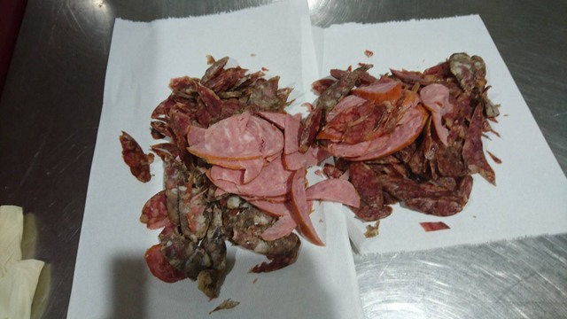 防檢局驗出來自天津市的香腸含有非洲豬瘟病毒。 圖:防檢局/提供 防檢局驗出來自天津市的香腸含有非洲豬瘟病毒。 圖:防檢局/提供