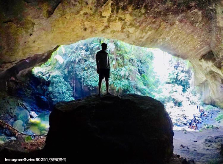「三民蝙蝠洞」步道終點的洞穴秘境,猶如世外桃源般相當宜人。 圖:翻攝自instagram wind60251/開放權限 「三民蝙蝠洞」步道終點的洞穴秘境,猶如世外桃源般相當宜人。 圖:翻攝自instagram wind60251/開放權限