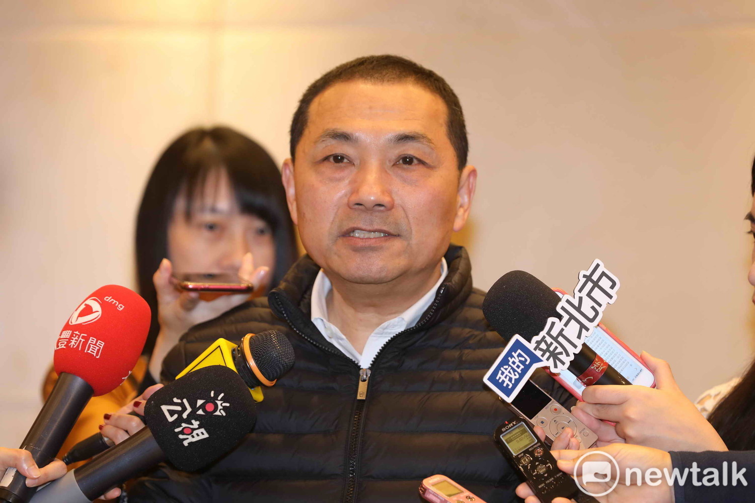 針對「重啟核四」,新北市長侯友宜今日表示「尊重中央能源政策」,同時強調「新北有三座核電廠,核安永遠是最重要的。」 圖:王峻昌/攝 針對「重啟核四」,新北市長侯友宜今日表示「尊重中央能源政策」,同時強調「新北有三座核電廠,核安永遠是最重要的。」 圖:王峻昌/攝