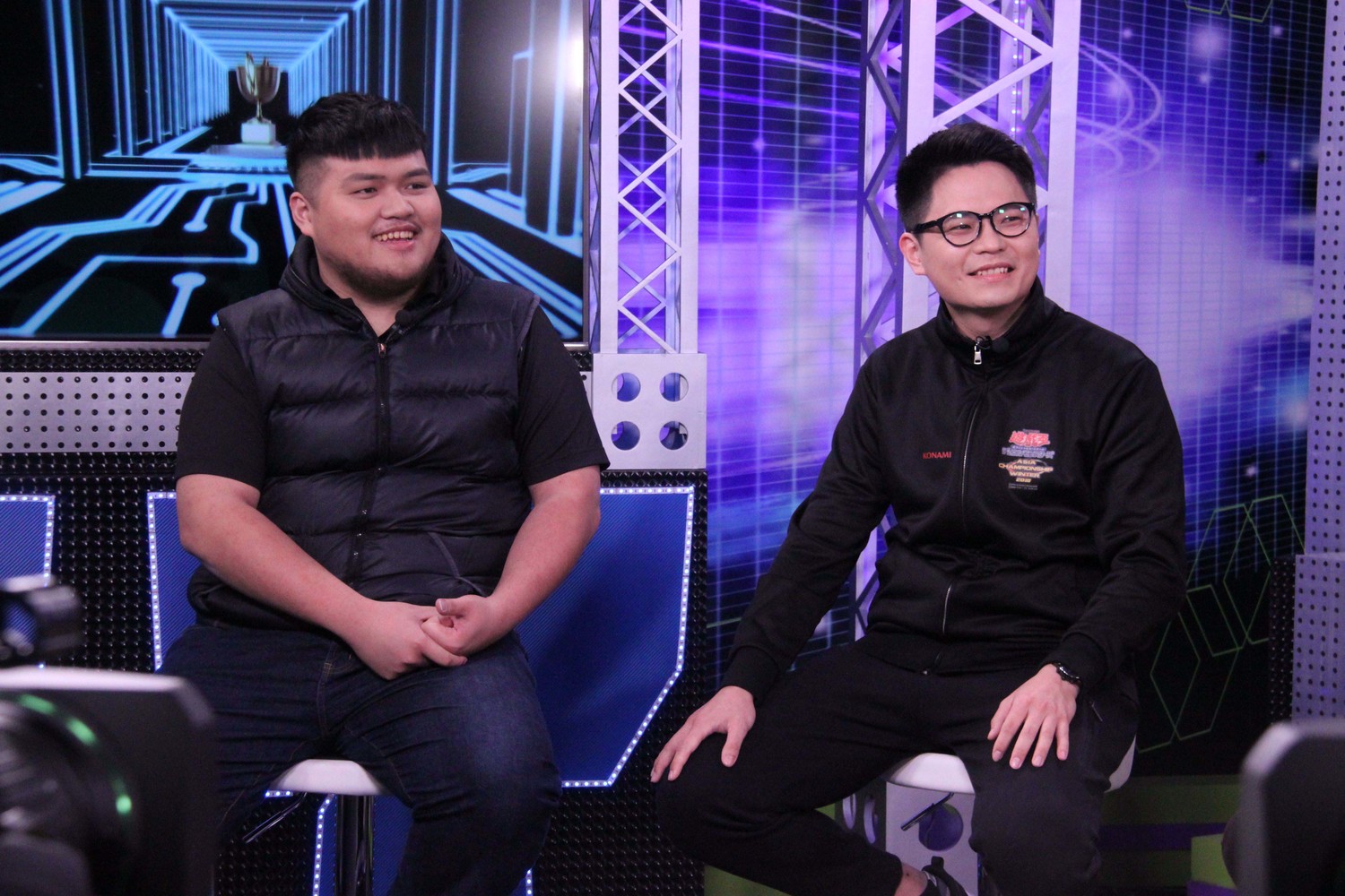 知名玩家成田秀信(左)、蘇久貿。