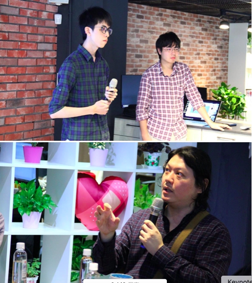 針對第三梯次的遊戲團隊,創夢市集特別邀請 2 位知名遊戲工作室創辦人 Millo Games 徐熙灝 及 Game Stew Studio 高偉傑,擔任種子組的導師。上圖為林宏嘉與曾楷棠正在向導師們解釋《偃月之日 2》的遊戲企劃。下圖是 Game Stew Studio 創辦人高偉傑正在建議他們修改企劃方向。圖片來源:創夢實驗室 針對第三梯次的遊戲團隊,創夢市集特別邀請 2 位知名遊戲工作室創辦人 Millo Games 徐熙灝 及 Game Stew Studio 高偉傑,擔任種子組的導師。上圖為林宏嘉與曾楷棠正在向導師們解釋《偃月之日 2》的遊戲企劃。下圖是 Game Stew Studio 創辦人高偉傑正在建議他們修改企劃方向。圖片來源:創夢實驗室