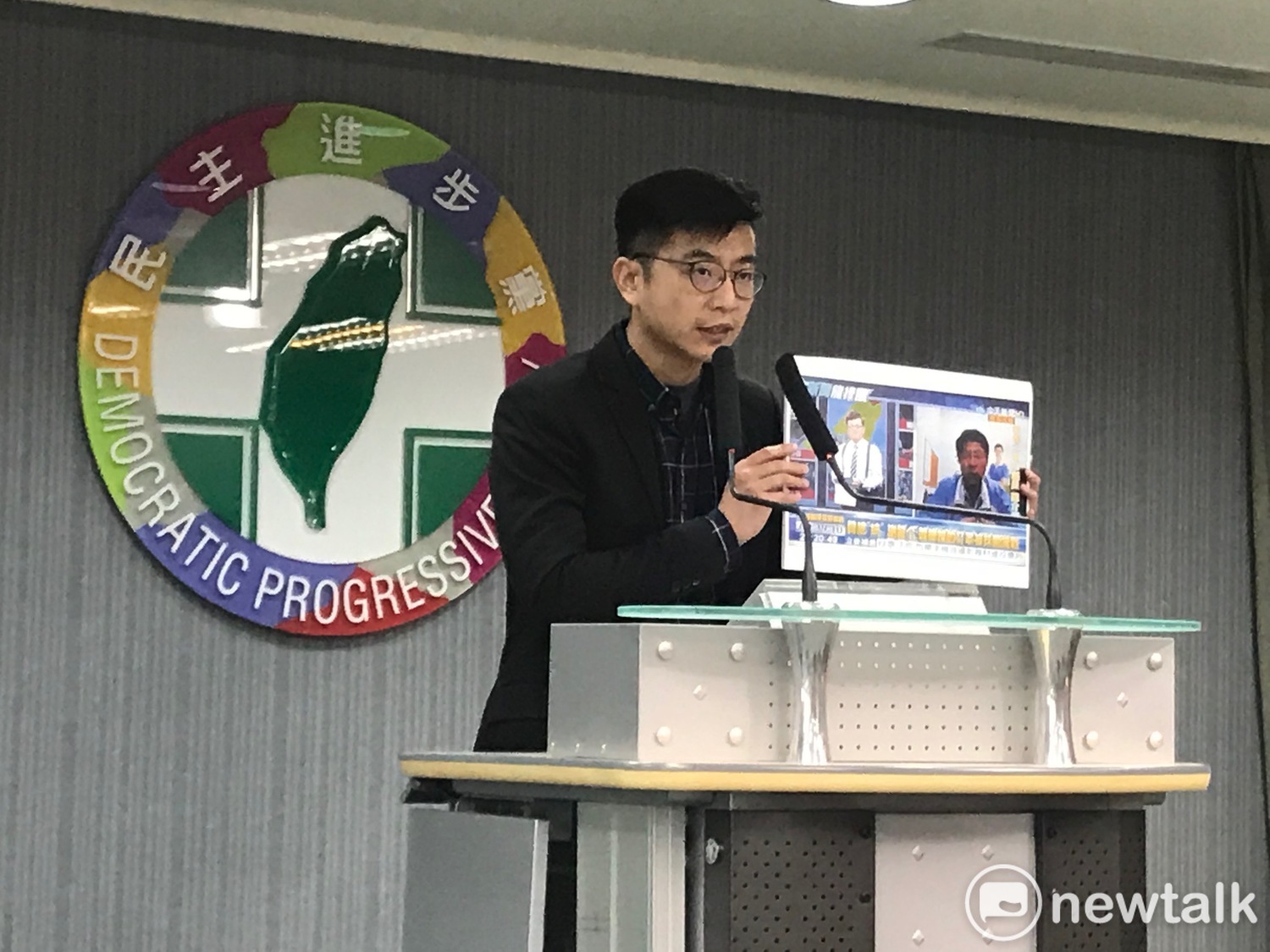 民進黨發言人周江杰。 圖:周煊惠 / 攝 民進黨發言人周江杰。 圖:周煊惠 / 攝