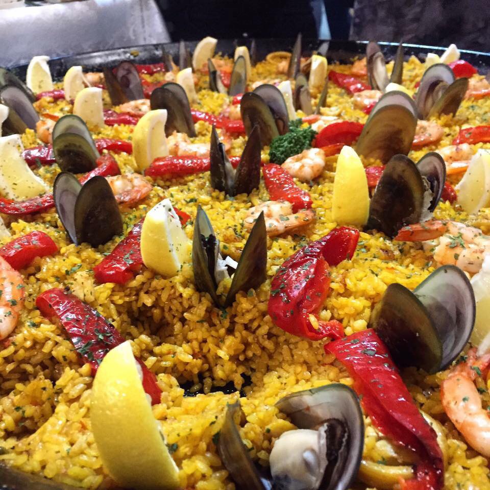 西班牙道地美食「海鮮飯」 (paella)。
圖:取自外交部臉書 西班牙道地美食「海鮮飯」 (paella)。
圖:取自外交部臉書