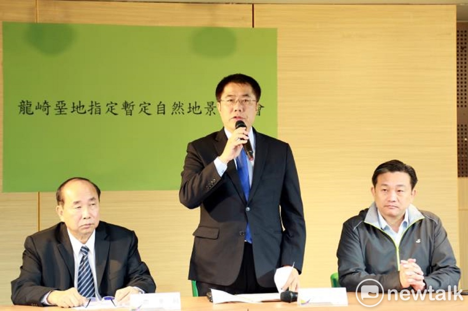 黃偉哲一上任就宣佈停建龍崎廢棄物掩埋場。 圖:黃博郎/攝 黃偉哲一上任就宣佈停建龍崎廢棄物掩埋場。 圖:黃博郎/攝