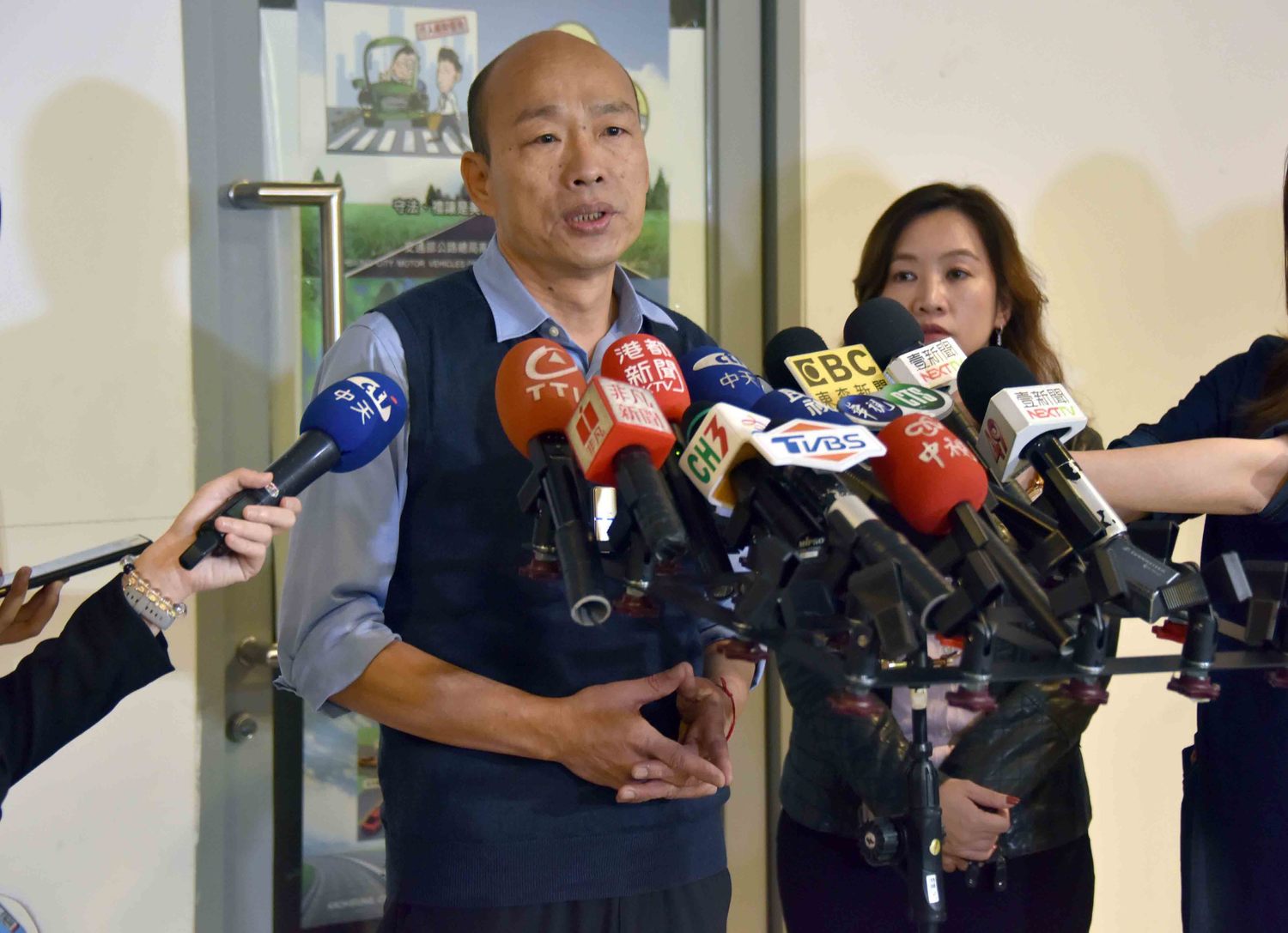 韓國瑜要楊秋興不用道歉,他對詐騙共犯說法不介意。 圖:高雄市政府/提供(資料照)。 韓國瑜要楊秋興不用道歉,他對詐騙共犯說法不介意。 圖:高雄市政府/提供(資料照)。
