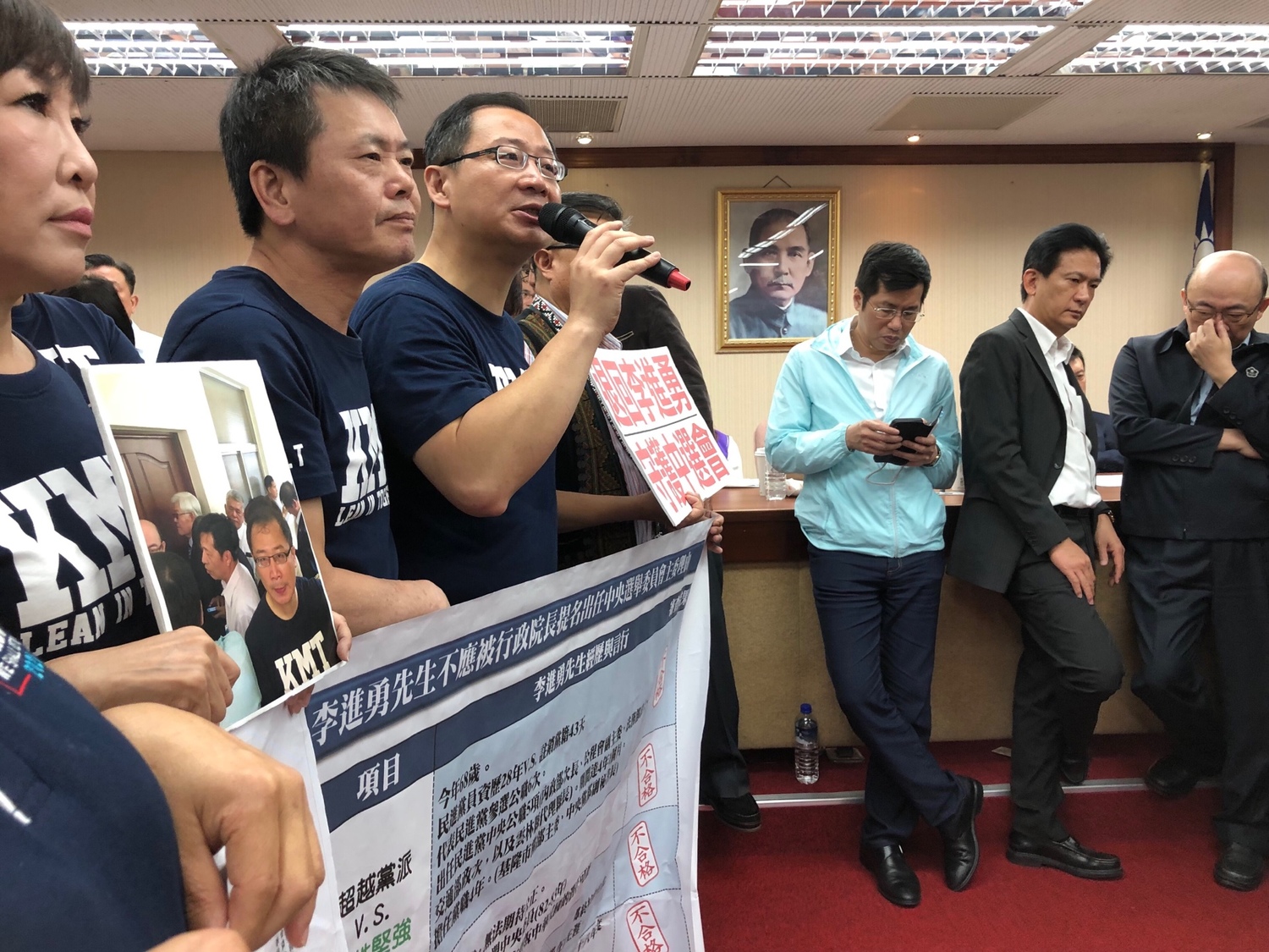 藍委上午再度杯葛中選會主委李進勇人事案。 圖:趙婉淳/攝 藍委上午再度杯葛中選會主委李進勇人事案。 圖:趙婉淳/攝