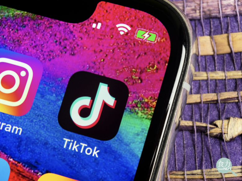 中國影音app「抖音」(TikTok)上近來掀起一股「捧中潮」 圖:翻攝食力 中國影音app「抖音」(TikTok)上近來掀起一股「捧中潮」 圖:翻攝食力