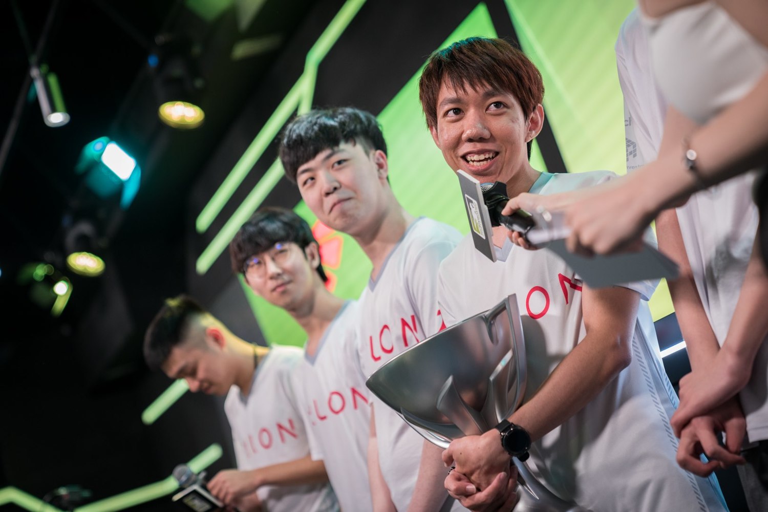 Talon Esports奪隊史第二冠。 Talon Esports奪隊史第二冠。
