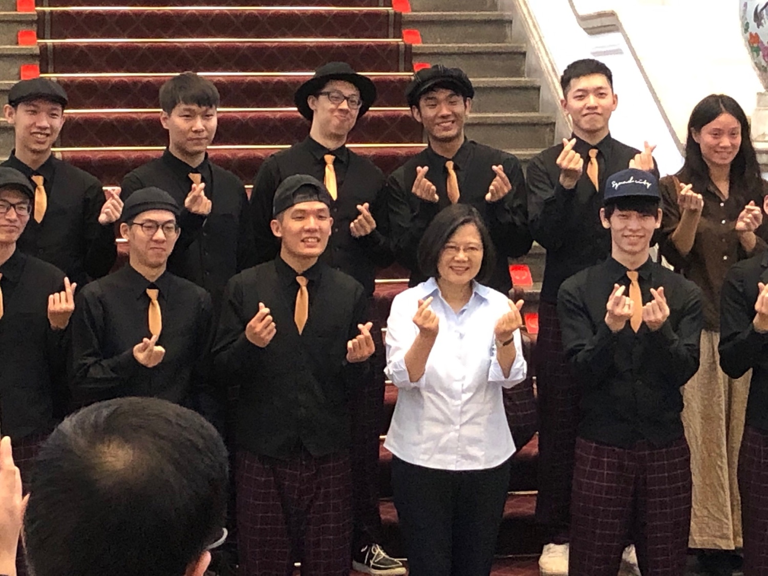 蔡英文總統上午接見「第十四屆 COLLEGE HIGH 全國制霸活動冠軍隊伍」。 圖:趙婉淳/攝 蔡英文總統上午接見「第十四屆 COLLEGE HIGH 全國制霸活動冠軍隊伍」。 圖:趙婉淳/攝