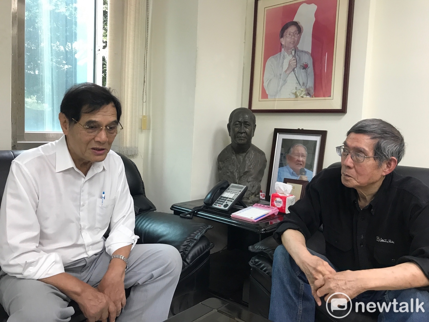 台獨聯盟主席陳南天(左)與民主亞洲基金會會長洪哲勝(右)對談。 圖/朱蒲青攝 台獨聯盟主席陳南天(左)與民主亞洲基金會會長洪哲勝(右)對談。 圖/朱蒲青攝
