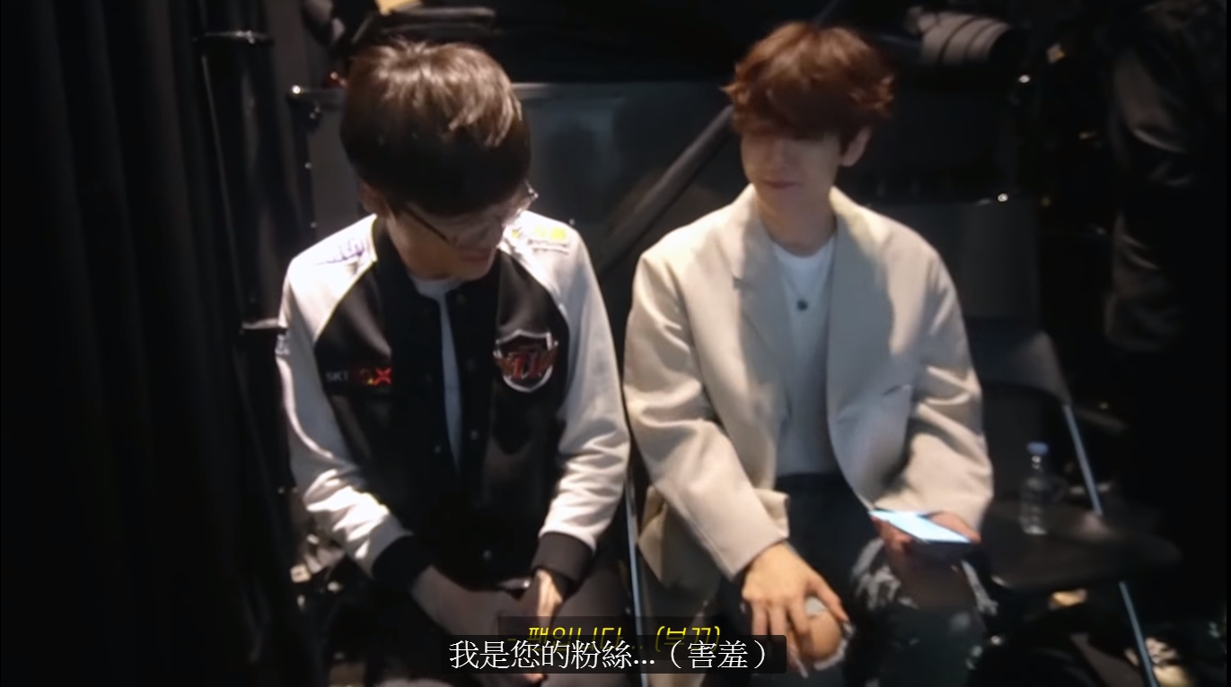 昨(23)晚EXO成員伯賢上傳了SK通訊5G記者會的幕後Vlog 圖:翻攝自 백현 Baekhyun YouTube 頻道 昨(23)晚EXO成員伯賢上傳了SK通訊5G記者會的幕後Vlog 圖:翻攝自 백현 Baekhyun YouTube 頻道