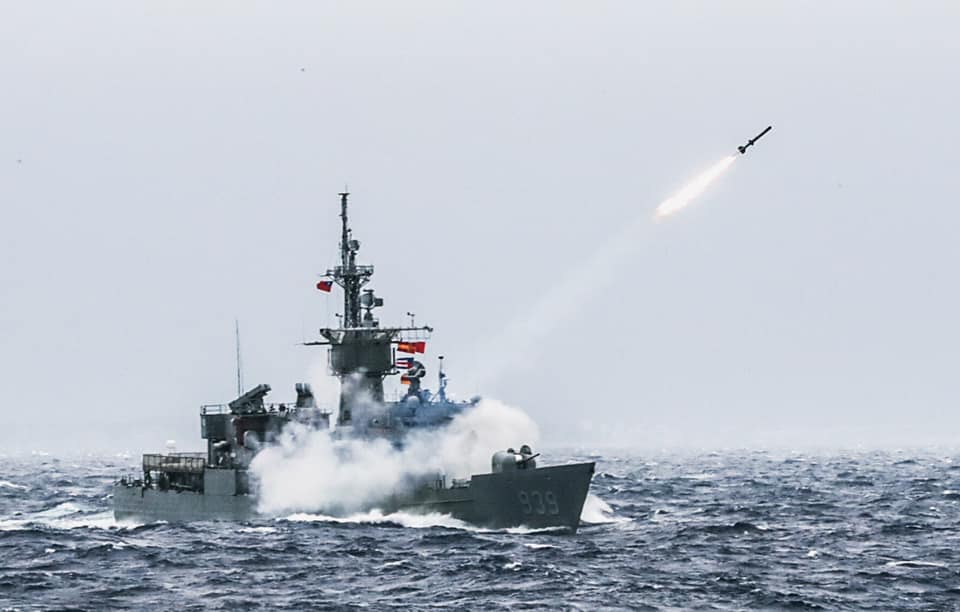 「漢光35號演習」濟陽級艦實施防空作戰。 圖:軍聞社提供 「漢光35號演習」濟陽級艦實施防空作戰。 圖:軍聞社提供
