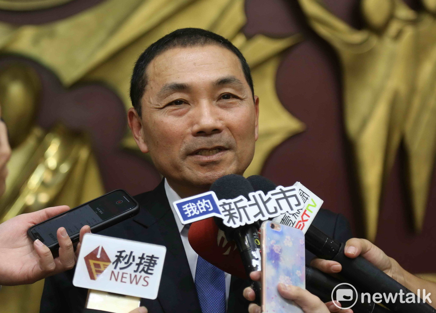 侯友宜表示「凱旋苑」招租事宜由新壽公司對外發言。 圖:王峻昌/攝 侯友宜表示「凱旋苑」招租事宜由新壽公司對外發言。 圖:王峻昌/攝