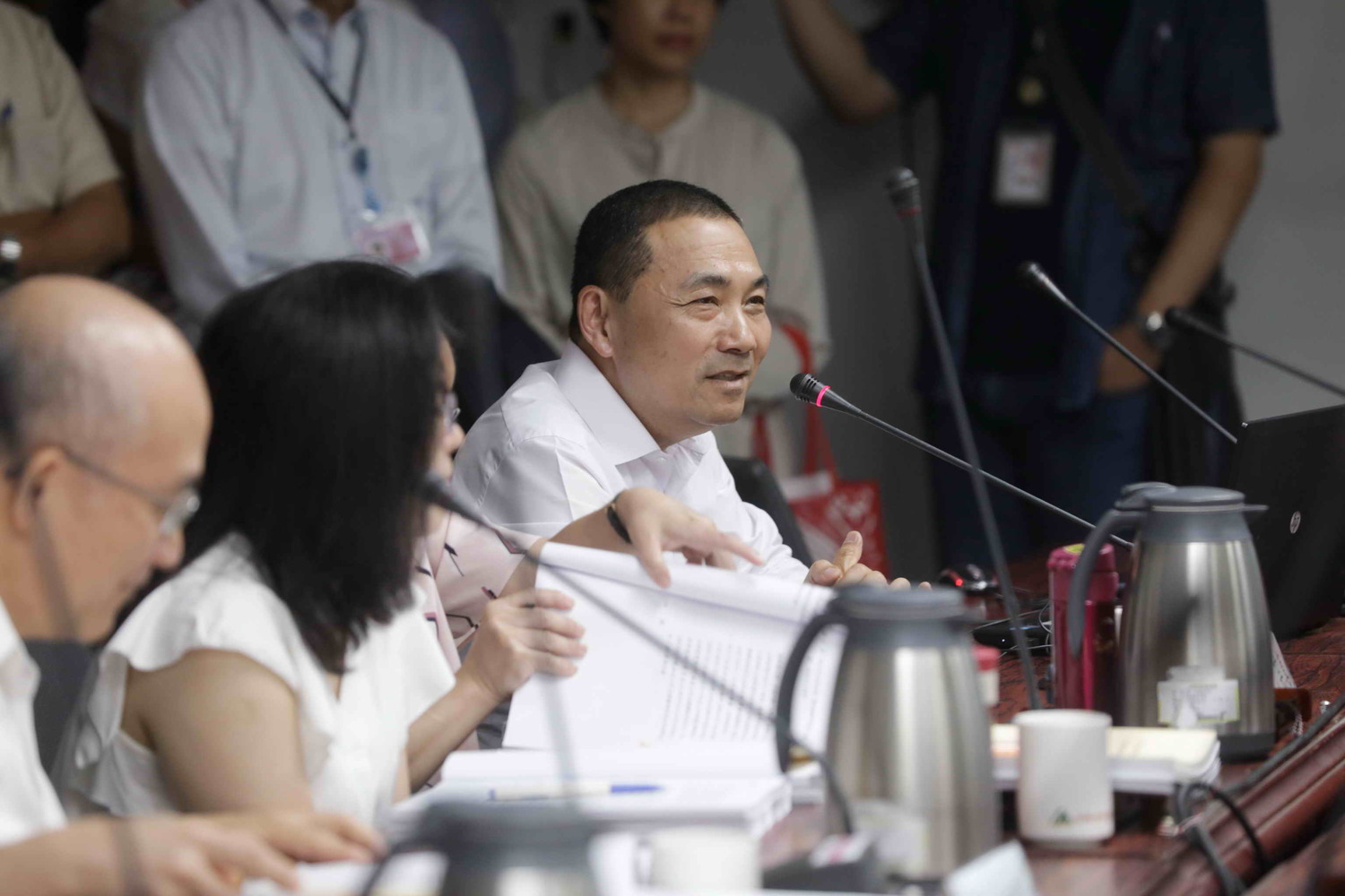 內政部都委會審議新泰溫仔圳市地重劃案,侯友宜親自說明爭取支持。 圖:新北市政府提供 內政部都委會審議新泰溫仔圳市地重劃案,侯友宜親自說明爭取支持。 圖:新北市政府提供