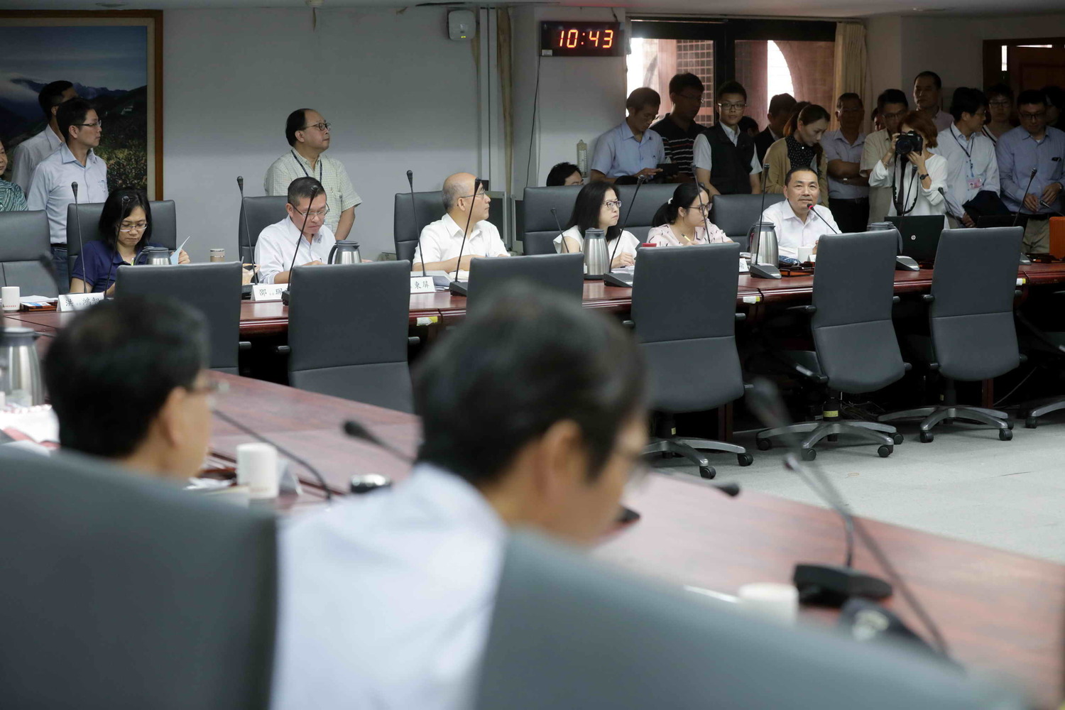侯友宜出席內政部都委會審議新泰溫仔圳市地重劃案,闡述新北市府對重劃案的立場與願景。 圖:新北市政府提供 侯友宜出席內政部都委會審議新泰溫仔圳市地重劃案,闡述新北市府對重劃案的立場與願景。 圖:新北市政府提供